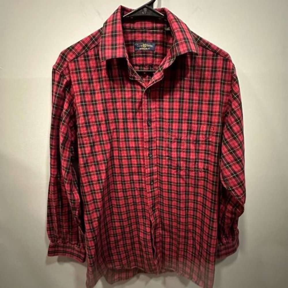 ⭐️ 2 for $15 ⭐️ Club Room Button Down